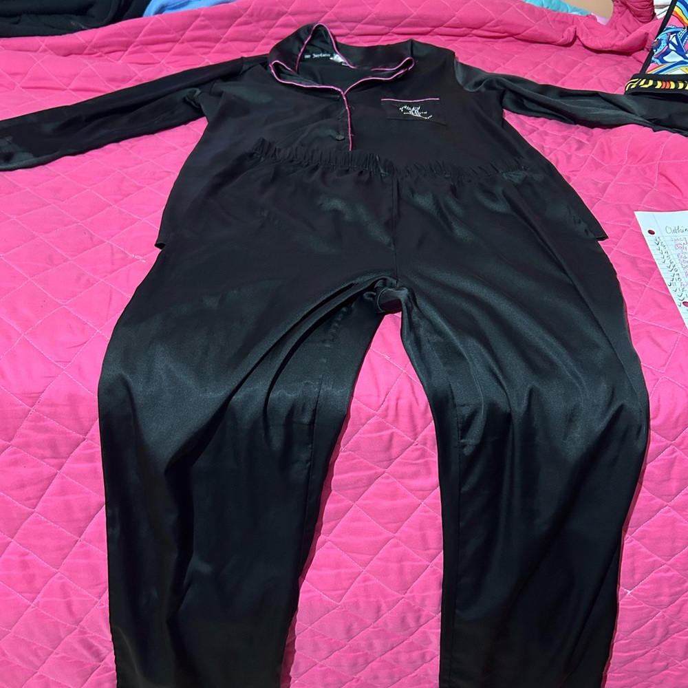 Juicy couture pj set size small with rhinestones